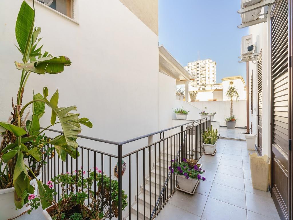 B&B Palazzo Diaz Марсала Экстерьер фото